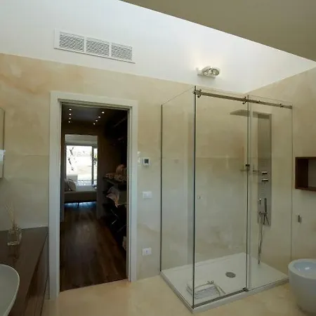 Sleeps 12 Air Con וילה *