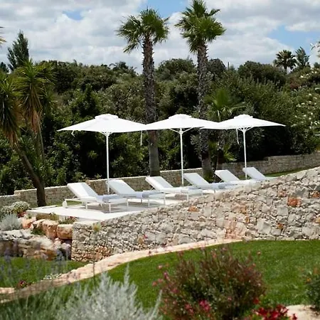 Sleeps 12 Air Con *