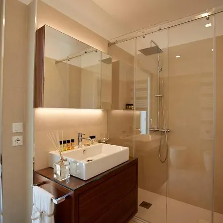 Sleeps 12 Air Con וילה *