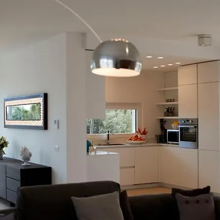 Sleeps 12 Air Con פולינאנו א מארה